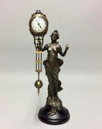 Mystery slingerklok - Legering - eind 20e eeuw