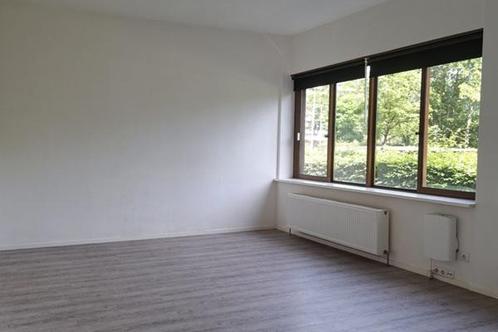 Studio Bredewater in Zoetermeer, Huizen en Kamers, Kamers te huur, 20 tot 35 m², Overige regio's
