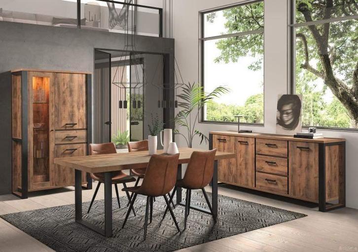 Woonkamerset Obdam - industriele woonkamers, Huis en Inrichting, Complete eetkamers, Nieuw