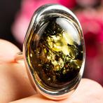 Baltische Amber Zilveren Ring Met Amber Edelsteen. - Hoogte:, Verzamelen, Mineralen en Fossielen