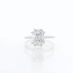 Ring - 18 karaat Witgoud - 0.81ct. tw. Diamant (Natuurlijk), Nieuw