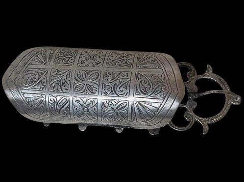 Berber zilveren riemgesp - 139 g - Zilver - Marokko - laat, Antiek en Kunst, Kunst | Niet-Westerse kunst