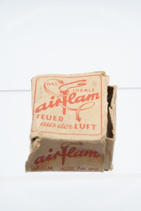 Airflam - Airflam Vintage Gas Lighter – France/Germany –, Verzamelen, Rookartikelen, Aanstekers en Luciferdoosjes