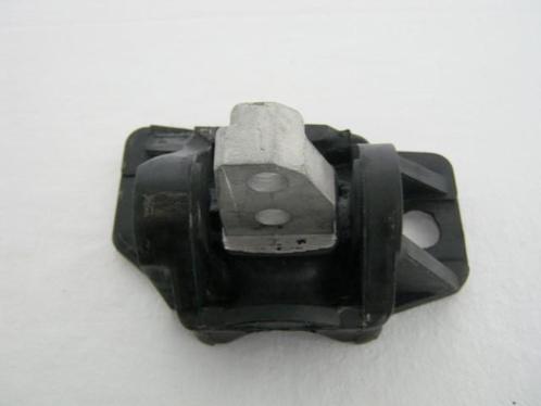 Volvo Motor steun onderste 850+V70 2WD en 4WD-1998 Rechts vo, Auto-onderdelen, Motor en Toebehoren, Nieuw, Volvo, Verzenden