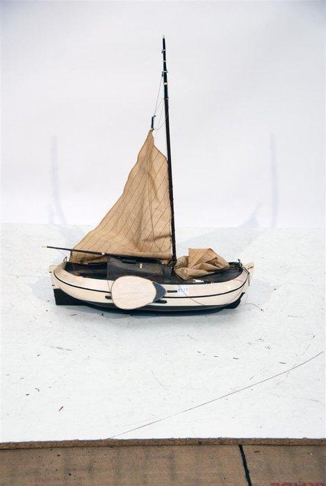 Modelboot - zeilboot model, Hobby en Vrije tijd, Modelauto's | 1:5 tot 1:12