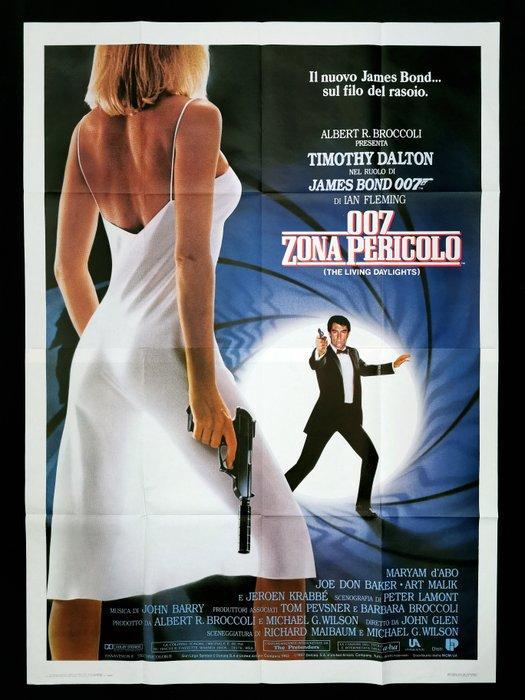 Timothy Dalton - James Bond - Spy movie poster - The Living, Verzamelen, Film en Tv