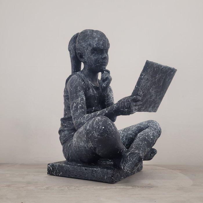 Mark Sugar - The girl with the book (Black stone), Antiek en Kunst, Kunst | Designobjecten