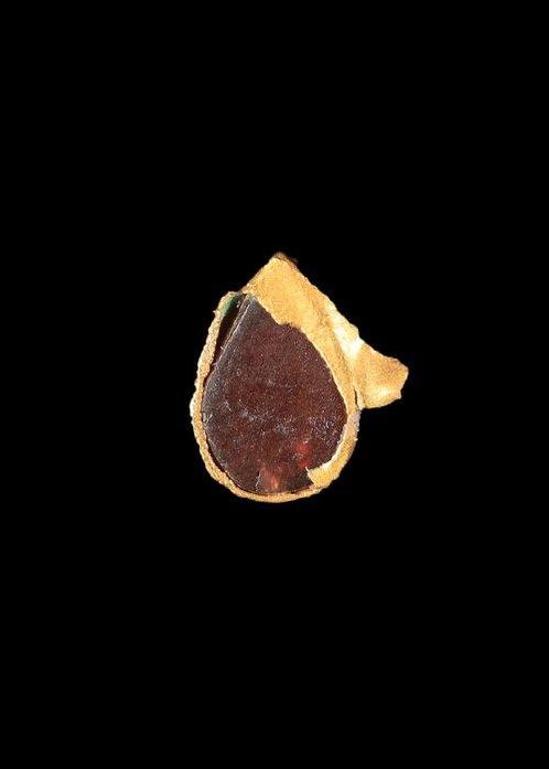Oud-Romeins Goud Sieraad met granaat (Zonder Minimumprijs), Antiek en Kunst, Antiek | Overige Antiek