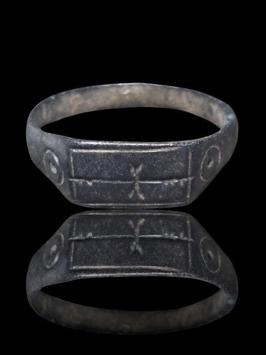 Middeleeuwen, kruisvaardersperiode Brons, Stunning Seal Ring, Antiek en Kunst, Antiek | Overige Antiek
