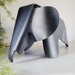 Vitra - Charles & Ray Eames - Stoel - Elephant, Design