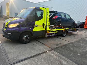 Onderweg hulp bij lekke of beschadigde banden. beschikbaar voor biedingen