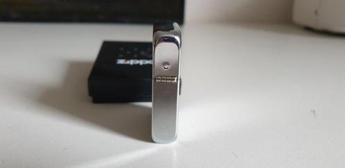 Zippo - 1941 Vintage Chrome - Zonder Minimumprijs -, Verzamelen, Rookartikelen, Aanstekers en Luciferdoosjes