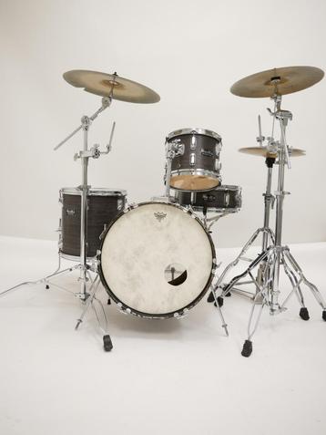 Worldmax Jazz drumset met bekkens en kruk beschikbaar voor biedingen