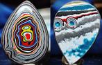 Prachtige, zeer zeldzame Fordite cabochon met ontelbare, Verzamelen