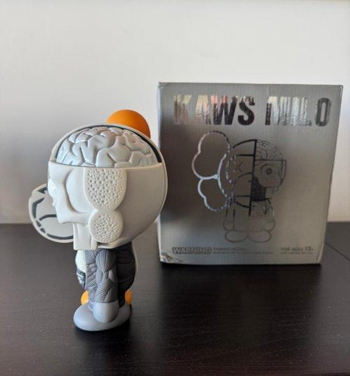 Kaws (1974) - Kaws Milo X Bape White, Antiek en Kunst, Kunst | Schilderijen | Modern