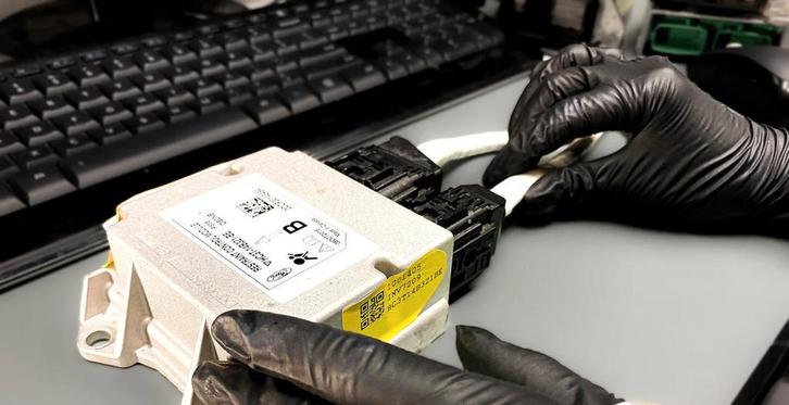 Airbag module reset voor alle merken crash data reparatie, Auto-onderdelen, Elektronica en Kabels, BOVAG lid, Gereviseerd, Alfa Romeo