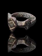 Oud-Romeins Rare Military Ring (Zonder Minimumprijs)