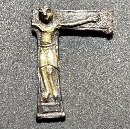 Middeleeuwen, kruisvaardersperiode Verguld brons Exclusief, Antiek en Kunst, Antiek | Overige Antiek