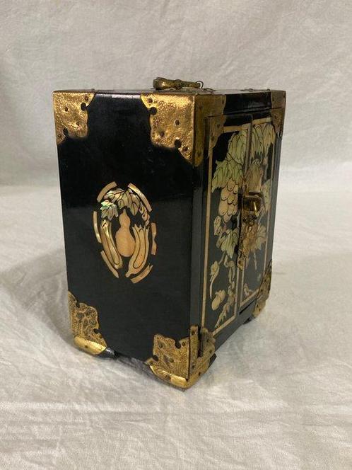 No reserve Price - Sieradendoos - Prachtige juwelenkast met, Antiek en Kunst, Curiosa en Brocante