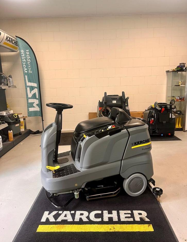 Karcher B90+D65 Schrobmachine | 132 uur | 2017 | nieuwe accu, Doe-het-zelf en Verbouw, Reinigingsmachines, Schrobmachine, Gebruikt