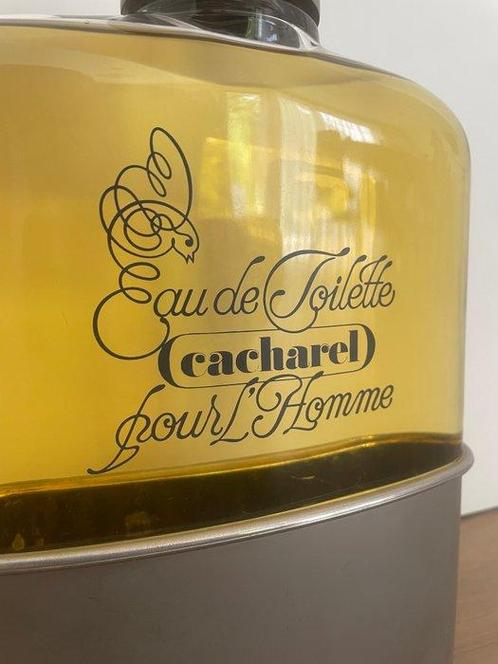 Cacharel - Cacharel - Parfumfles - pour l’homme - Glas,, Antiek en Kunst, Antiek | Wandborden en Tegels