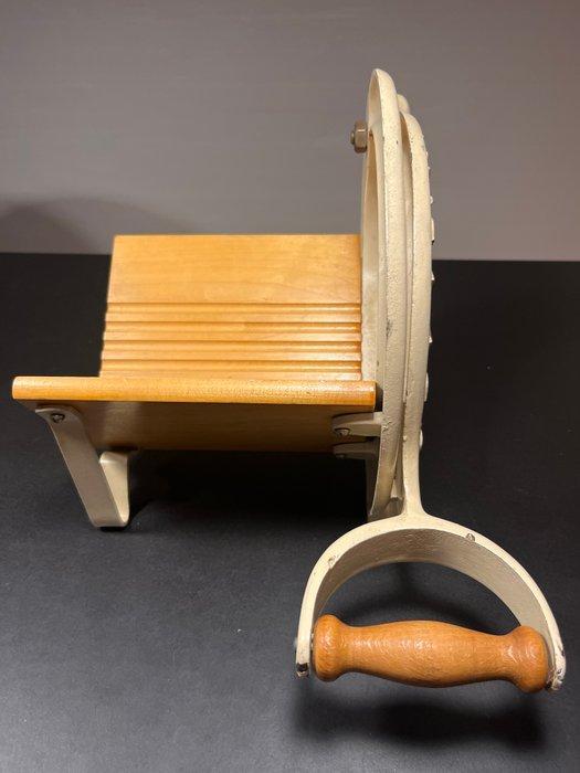 Raadvad - Ole Larsen - Broodsnijmachine - 294 - Hout, Metaal, Antiek en Kunst, Antiek | Keukenbenodigdheden