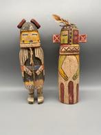 2 poppen in de stijl van Kachina / Hopi - Hout