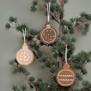 Hangers Vilt - Kerstballen Geborduurd Motief - Gingerbread -