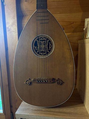 Unbekannt - guitarlute - - Luit - Onbekend (Zonder beschikbaar voor biedingen