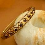 Exclusieve vintage gouden slavenarmband met granaat | Ø 6.., Gebruikt, Overige kleuren, Ophalen of Verzenden, Met edelsteen