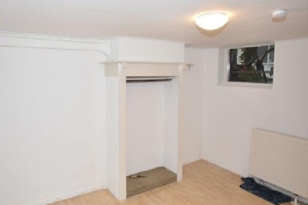 Kamer Hertogstraat in Arnhem, Huizen en Kamers, Kamers te huur, 20 tot 35 m², Arnhem