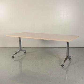 Verrijdbare klaptafel Solidesk - Ahorn blad - 200 x 100 cm beschikbaar voor biedingen