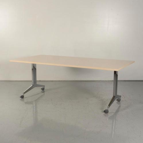 Verrijdbare klaptafel Solidesk - Ahorn blad - 200 x 100 cm, Zakelijke goederen, Kantoor en Winkelinrichting | Kantoormeubilair en Inrichting