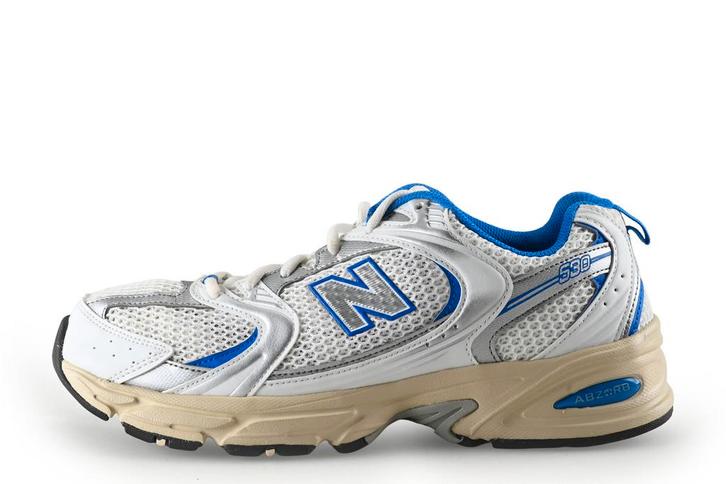 New Balance Sneakers in maat 44 Wit, Kleding | Heren, Schoenen, Wit, Zo goed als nieuw, Sneakers of Gympen, Verzenden