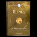 Runen 9789043815123 Cassandra Eason, Boeken, Verzenden, Zo goed als nieuw, Cassandra Eason