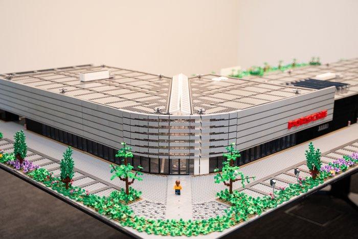 Lego Stenen - Porsche Centrum Twente - showroom maquette, Kinderen en Baby's, Speelgoed | Duplo en Lego