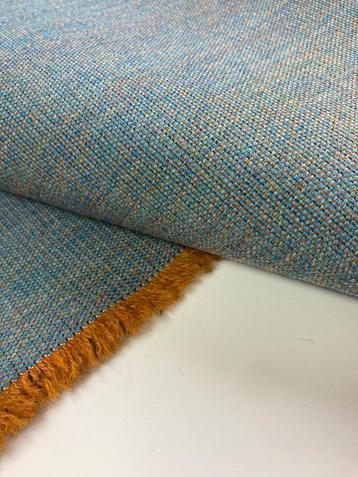 1 M KVADRAT CANVAS 2 GIULIO RIDOLFO DESIGN WOL MEUBELSTOF beschikbaar voor biedingen