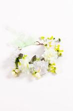 Grote Bloemenkrans Wit Bloemen Haarband Diadeem Bruiloft Elf, Ophalen of Verzenden, Nieuw, Carnaval, Accessoires