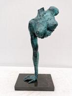 sculptuur, Vrouwelijke abstracte buste - 63 cm - Marmer