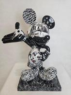 ArtBrut by Ann - Mickey Mouse Black & White Fashion Collage
