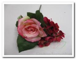 Corsage pick lichtrose roos hortensia skimmia li, Hobby en Vrije tijd, Knutselen, Nieuw, Ophalen of Verzenden