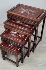Set bijzettafels (4) - Parelmoer, Palissander, Antiek en Kunst