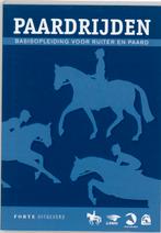 Paardrijden basisopleiding voor ruiter en paar 9789058773920, Verzenden, Zo goed als nieuw
