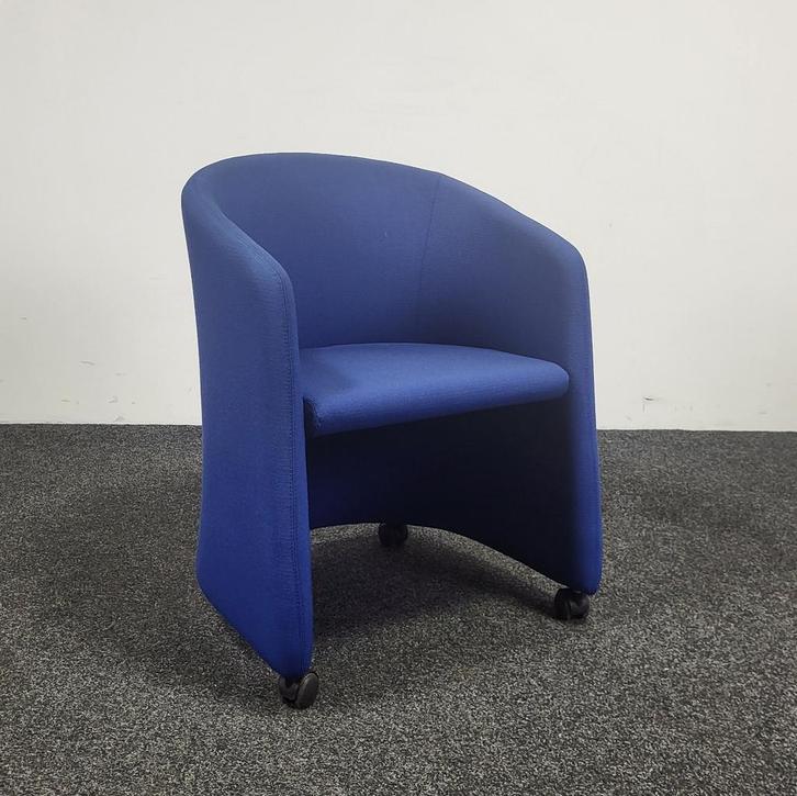 Markant Fauteuil - Blauw, Huis en Inrichting, Stoelen, Blauw, Gebruikt, Ophalen of Verzenden