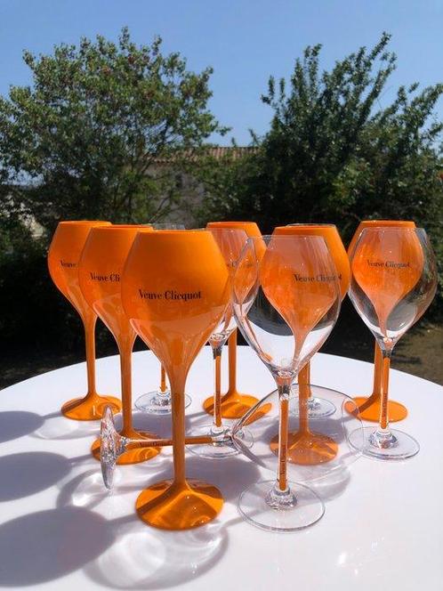 Champagneglas (12) - Gemengde zomerlot Veuve Clicquot, Verzamelen, Wijnen