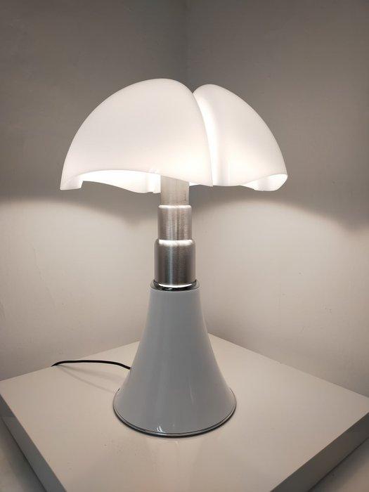 Martinelli Luce - Gae Aulenti - Tafellamp - Pipistrello 620, Antiek en Kunst, Antiek | Lampen
