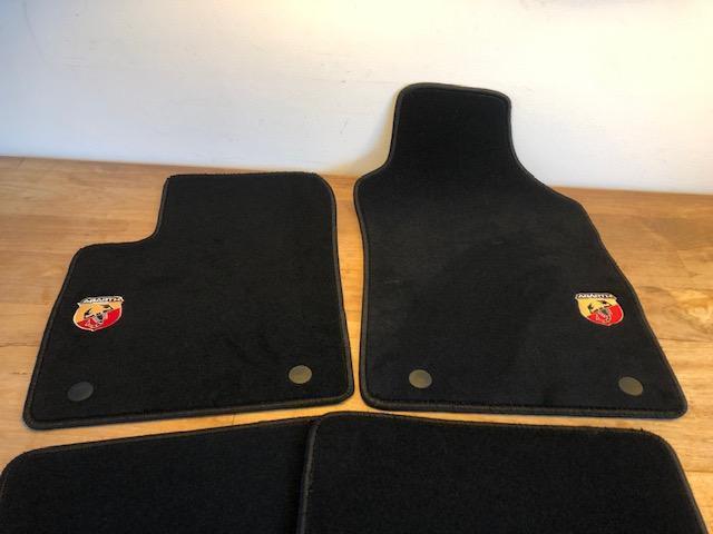 mattenset Fiat 500 Abarth extra zware zwarte velours 4 delig, Auto-onderdelen, Interieur en Bekleding, Nieuw, Fiat, Ophalen of Verzenden