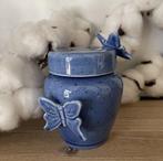 Kleine urn vlinders blauw voor uw herinneringsplekje in huis, Nieuw