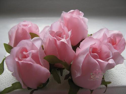 Roosjes 5-6cm. zijde best quality pink roze10 st roos, Huis en Inrichting, Woonaccessoires | Kunstplanten en Kunstbloemen, Nieuw