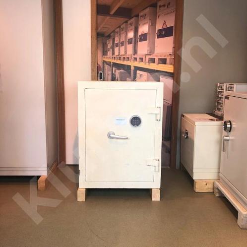 Gebruikte inbraakwerende kluis Bergh 3, Huis en Inrichting, Brandblussers en Brandkasten, Gebruikt, Verzenden